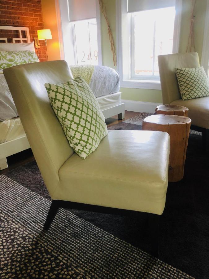 Suites At 249 Culpeper Esterno foto