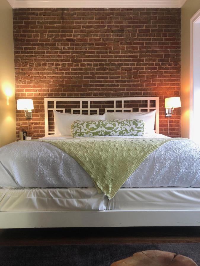 Suites At 249 Culpeper Esterno foto