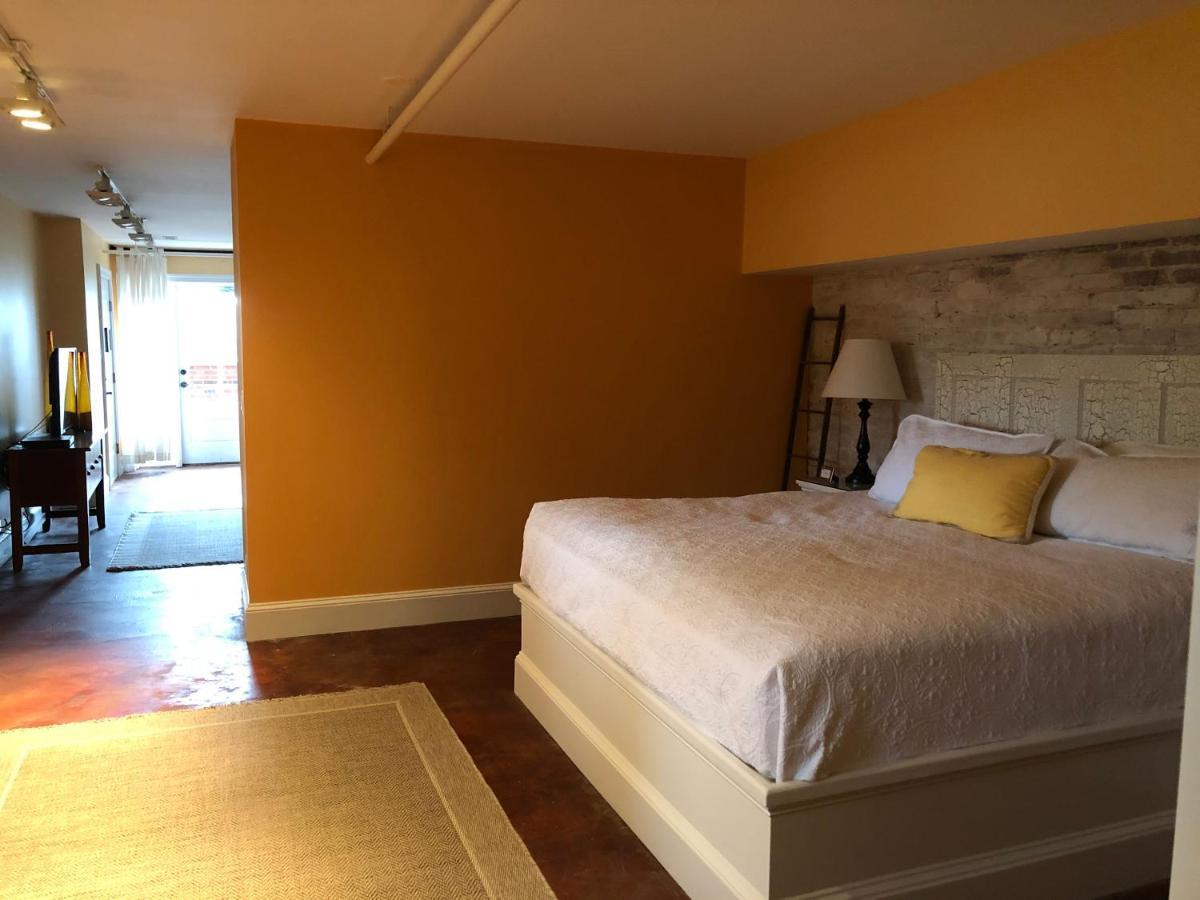 Suites At 249 Culpeper Esterno foto