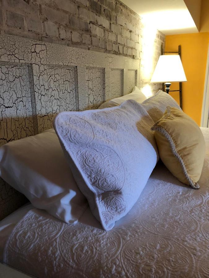 Suites At 249 Culpeper Esterno foto